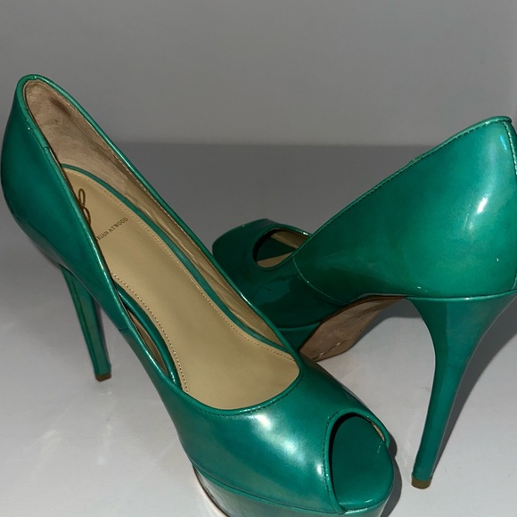 B Brian Atwood Shoes - Iconic Y2K Turquoise teal Aqua Green Shiny Paten leather B Brian Atwood Pumps